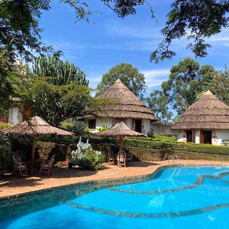Banda Lodge Masaka Esterno foto