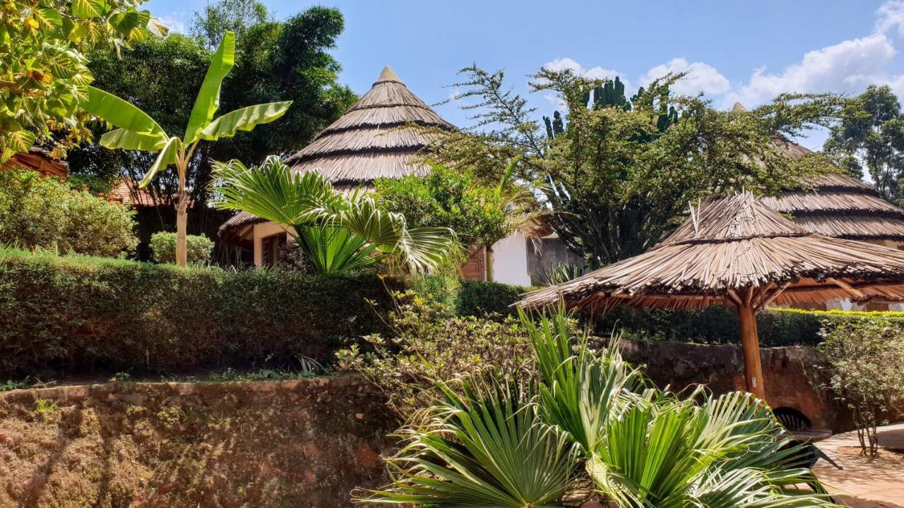 Banda Lodge Masaka Esterno foto