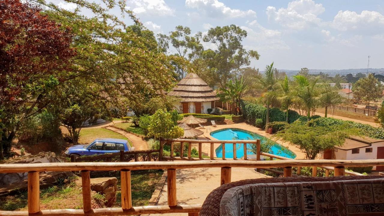 Banda Lodge Masaka Esterno foto