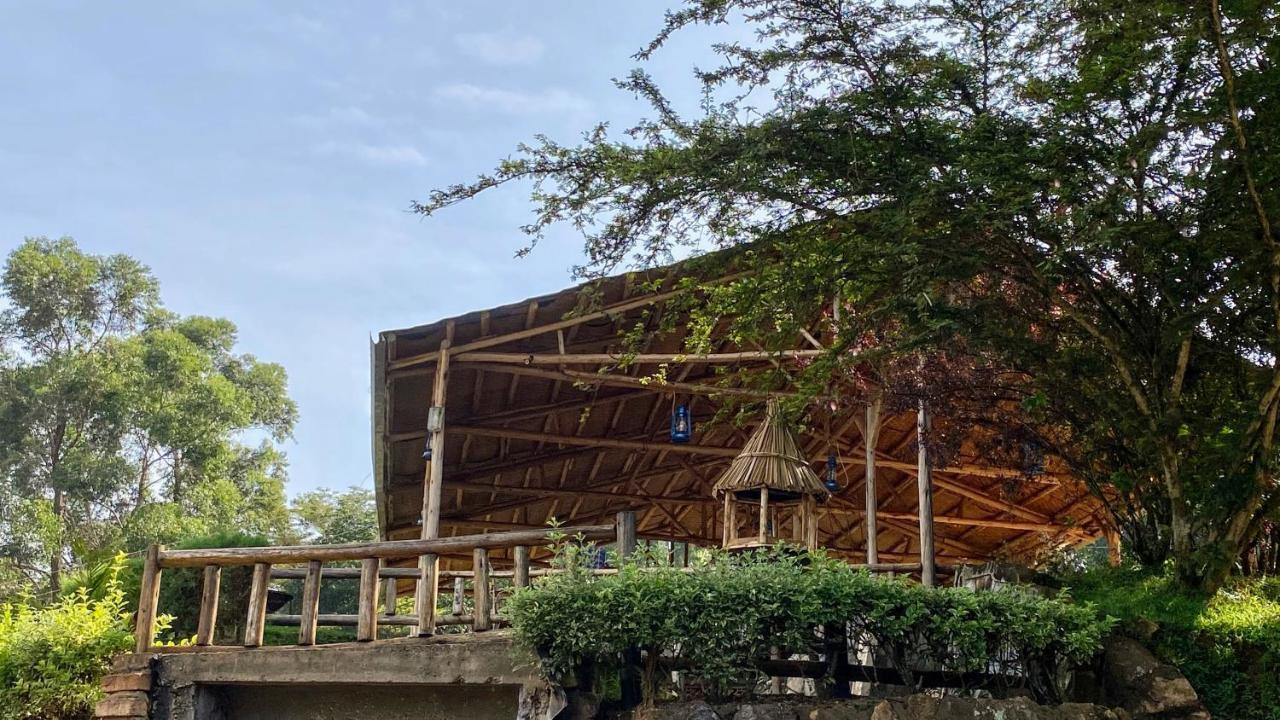 Banda Lodge Masaka Esterno foto
