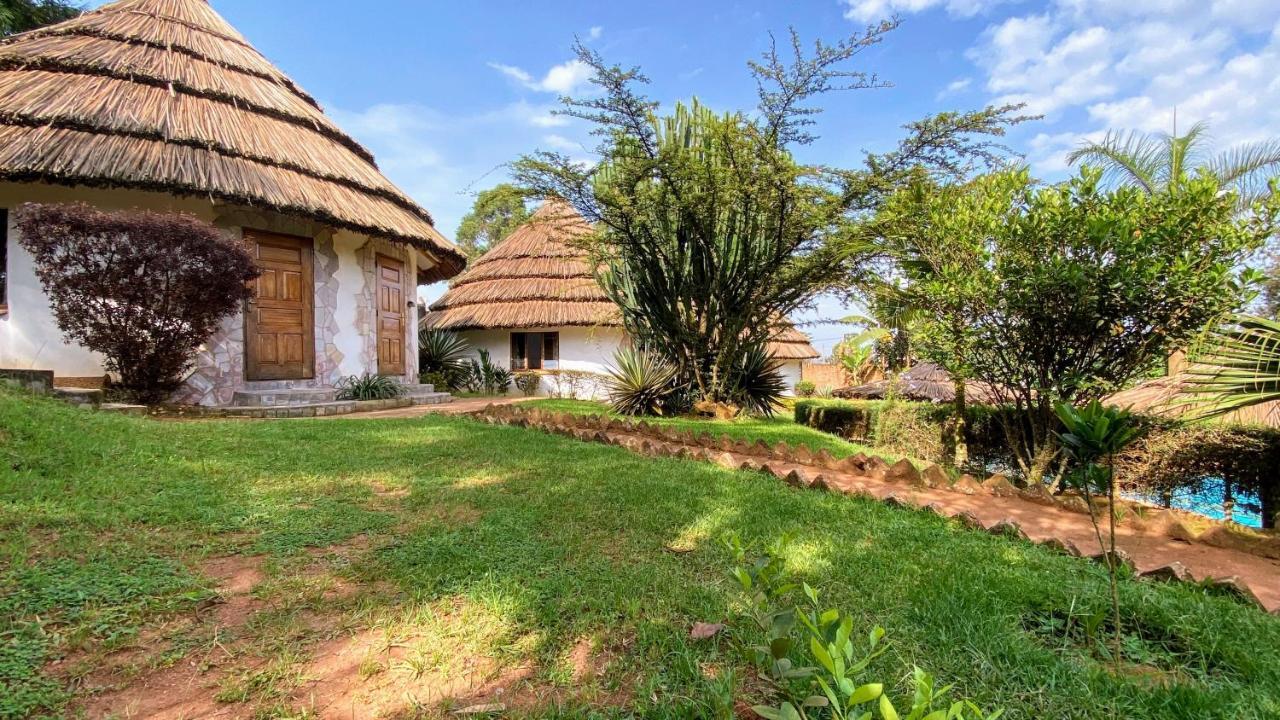 Banda Lodge Masaka Esterno foto
